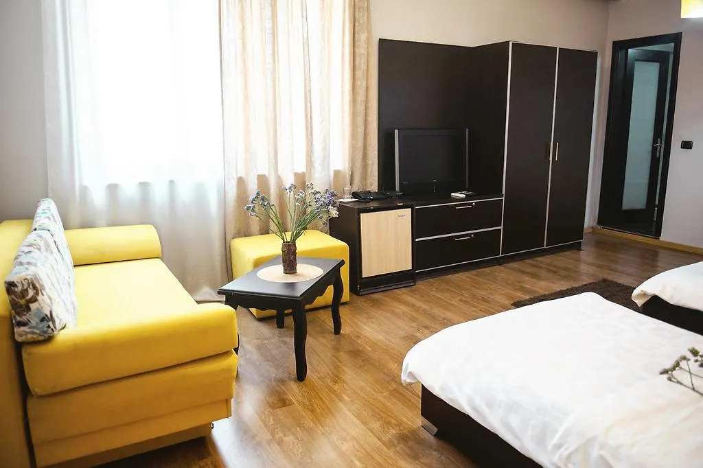 Hotel Eagle Tirana
